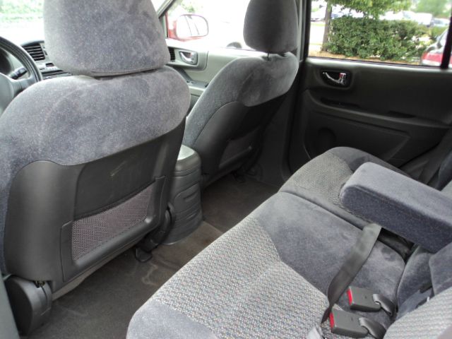 2003 Hyundai Santa Fe S Sedan