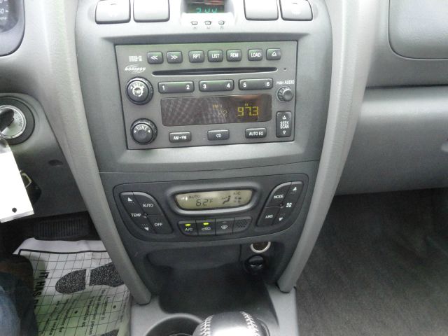 2003 Hyundai Santa Fe LS Truck