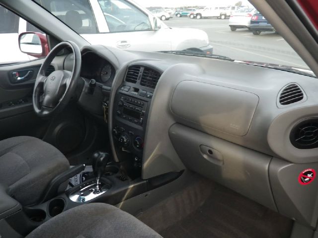 2003 Hyundai Santa Fe FWD 4dr Sport