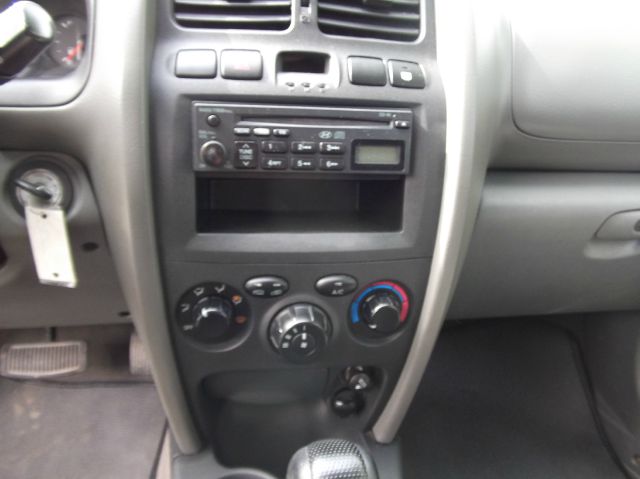 2003 Hyundai Santa Fe S Sedan