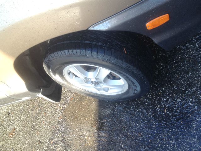 2003 Hyundai Santa Fe FWD 4dr Sport