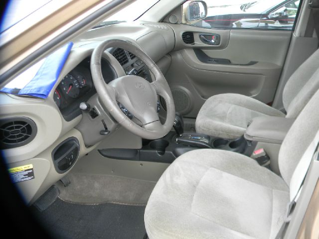 2004 Hyundai Santa Fe Reg Cab 135 WB