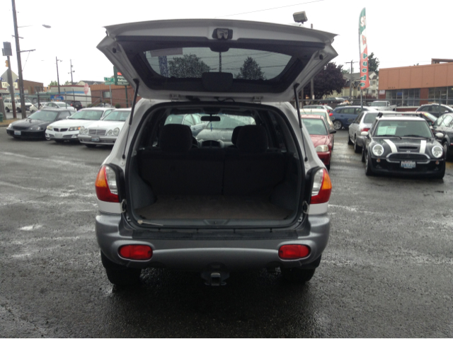 2004 Hyundai Santa Fe Reg Cab 135 WB