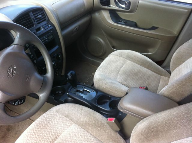2004 Hyundai Santa Fe Unknown