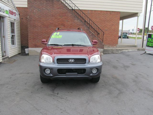 2004 Hyundai Santa Fe 4dr Sdn 2.4L FWD