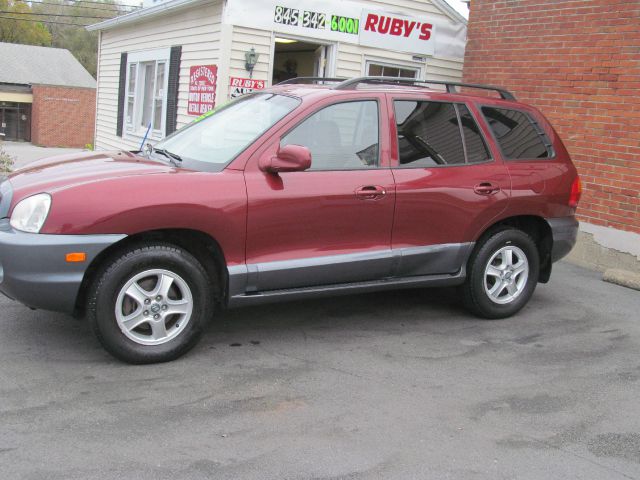 2004 Hyundai Santa Fe 4dr Sdn 2.4L FWD