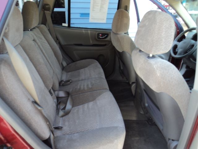 2004 Hyundai Santa Fe Quad Coupe 3
