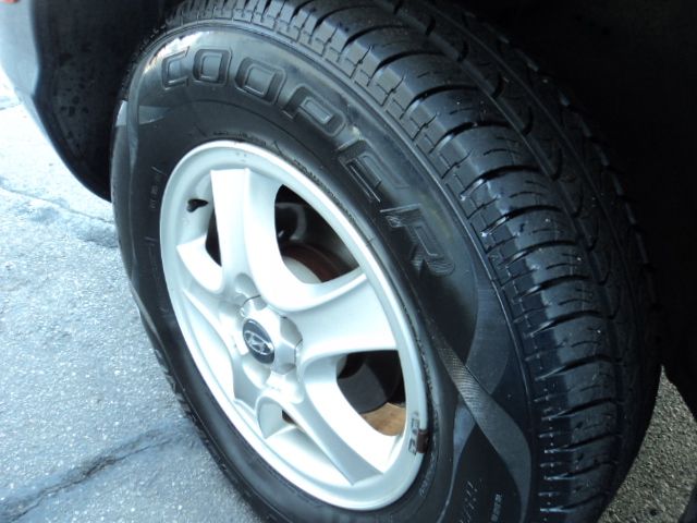 2004 Hyundai Santa Fe Quad Coupe 3