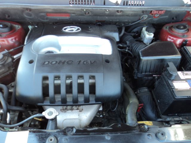 2004 Hyundai Santa Fe Quad Coupe 3