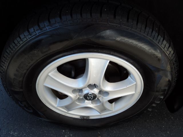 2004 Hyundai Santa Fe Quad Coupe 3