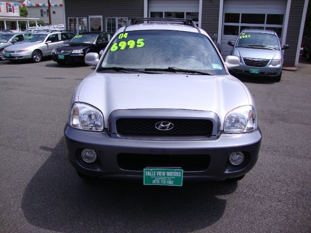 2004 Hyundai Santa Fe 4dr Sdn 2.4L FWD
