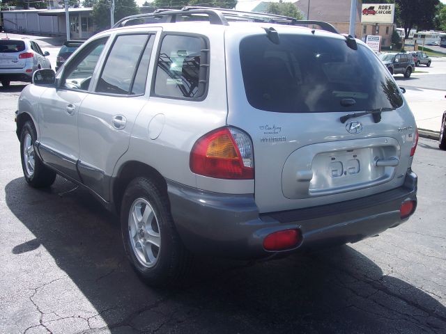 2004 Hyundai Santa Fe 4dr Sdn 2.4L FWD