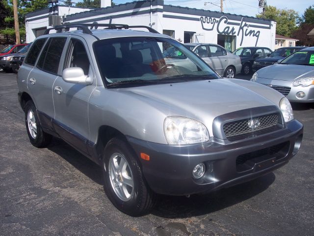 2004 Hyundai Santa Fe 4dr Sdn 2.4L FWD
