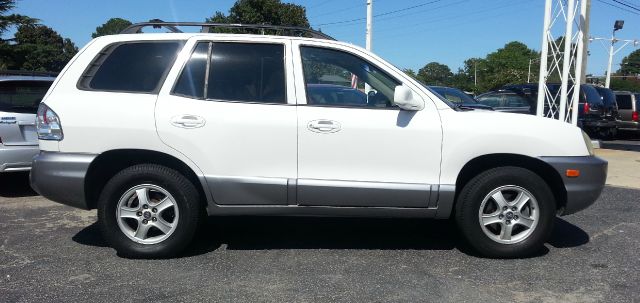 2004 Hyundai Santa Fe FWD 4dr Sport