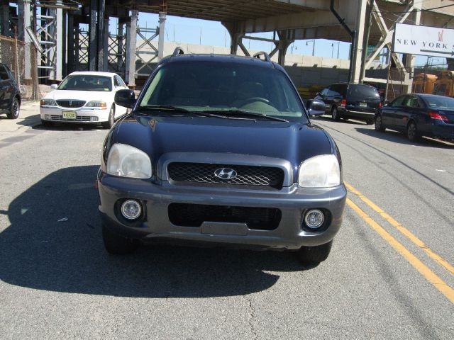 2004 Hyundai Santa Fe 4dr Sdn 2.4L FWD