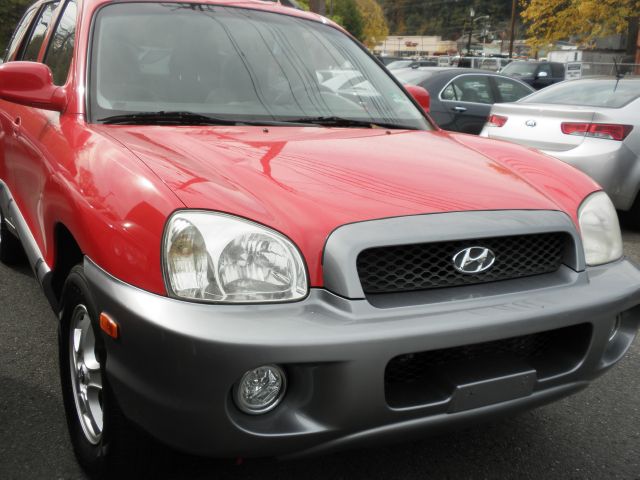 2004 Hyundai Santa Fe 4dr Sdn 2.4L FWD