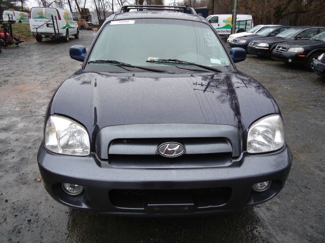 2005 Hyundai Santa Fe FWD 4dr Sport