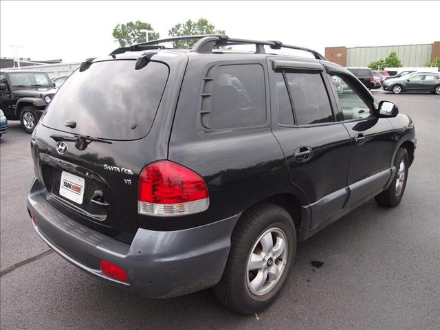 2005 Hyundai Santa Fe FWD 4dr Sport