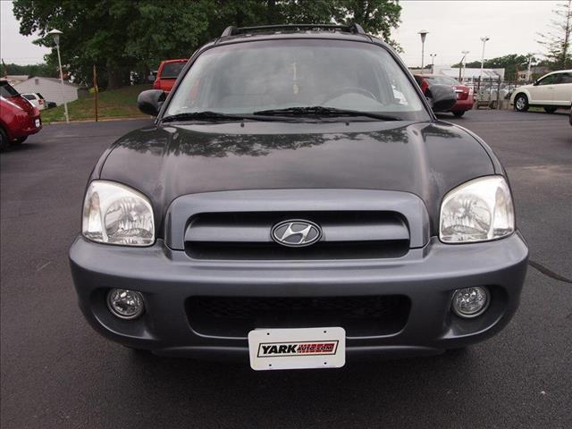 2005 Hyundai Santa Fe FWD 4dr Sport