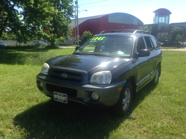 2005 Hyundai Santa Fe 4dr Sdn 2.4L FWD