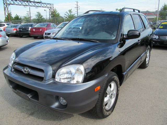 2005 Hyundai Santa Fe 4dr Sdn 2.4L FWD