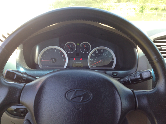 2005 Hyundai Santa Fe Sport W/ Navirearcam