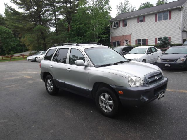 2005 Hyundai Santa Fe Sport W/ Navirearcam
