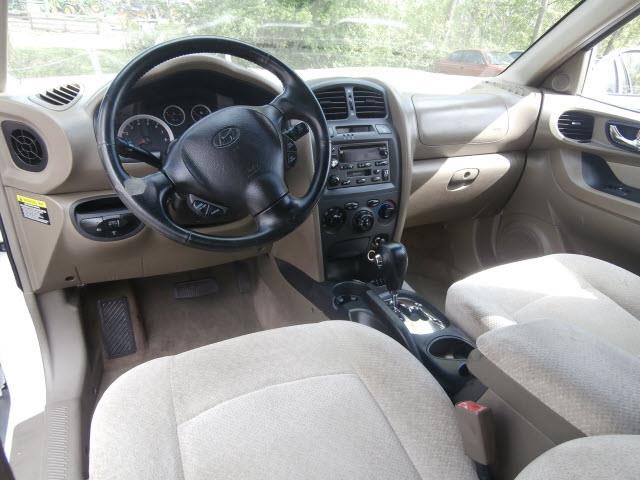 2005 Hyundai Santa Fe Unknown