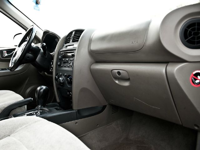 2006 Hyundai Santa Fe Reg. Cab 8-ft. Bed 2WD