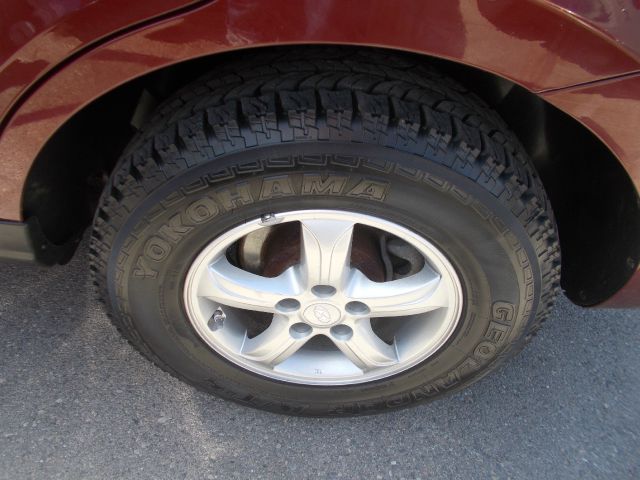 2007 Hyundai Santa Fe FWD 4dr Sport