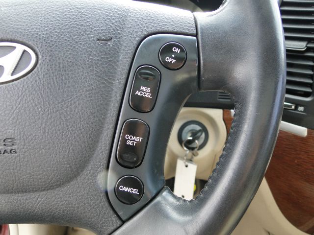 2007 Hyundai Santa Fe FWD 4dr Sport