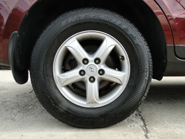 2007 Hyundai Santa Fe FWD 4dr Sport