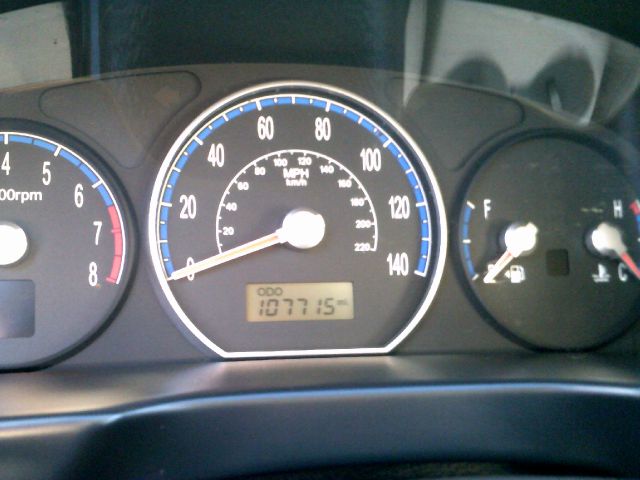 2007 Hyundai Santa Fe Reg. Cab 8-ft. Bed 2WD