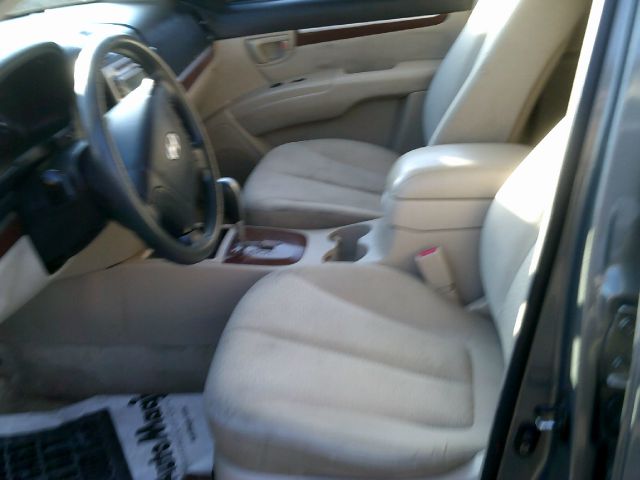 2007 Hyundai Santa Fe Reg. Cab 8-ft. Bed 2WD