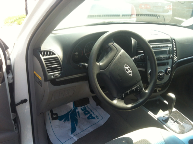 2007 Hyundai Santa Fe FWD 4dr Sport