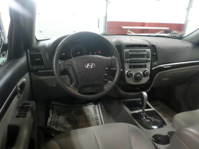 2008 Hyundai Santa Fe FWD 4dr Sport