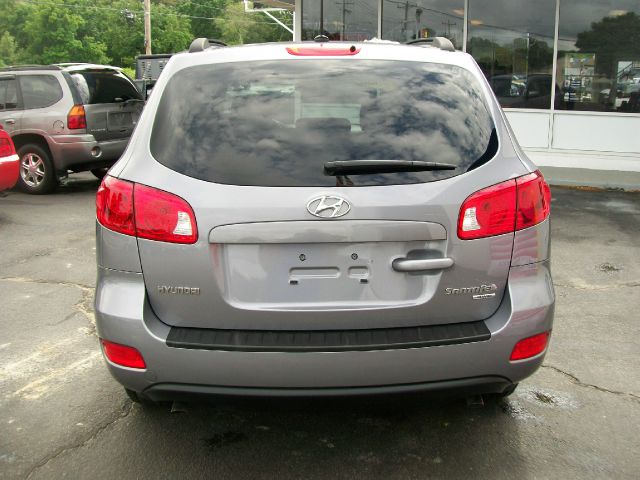 2008 Hyundai Santa Fe Reg. Cab 8-ft. Bed 2WD
