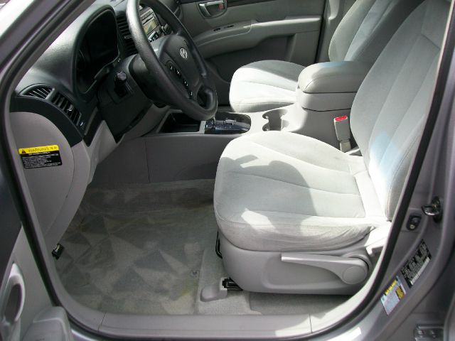 2008 Hyundai Santa Fe Reg. Cab 8-ft. Bed 2WD