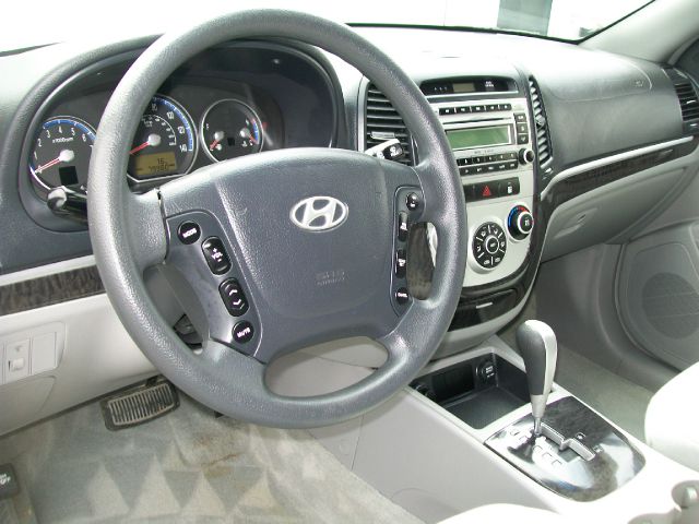 2008 Hyundai Santa Fe Reg. Cab 8-ft. Bed 2WD