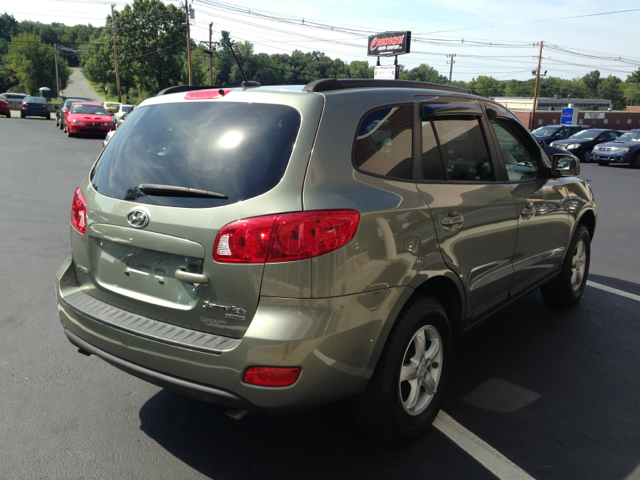 2008 Hyundai Santa Fe Reg. Cab 8-ft. Bed 2WD