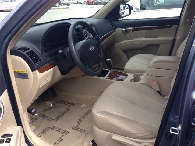 2009 Hyundai Santa Fe FWD 4dr Sport
