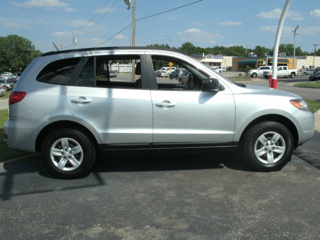 2009 Hyundai Santa Fe FWD 4dr Sport