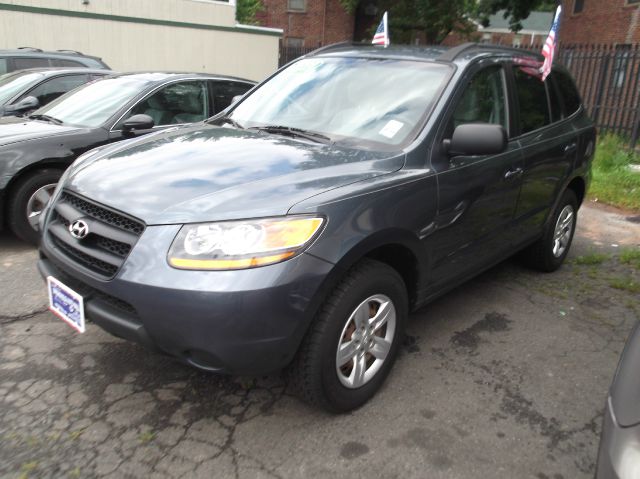 2009 Hyundai Santa Fe FWD 4dr Sport