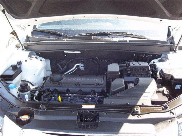 2011 Hyundai Santa Fe FWD 4dr Sport