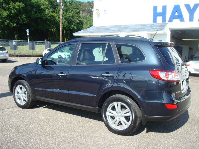 2011 Hyundai Santa Fe Turbo Navigationheated Seatsvanilated Seats