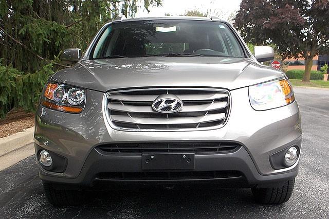 2011 Hyundai Santa Fe SVM