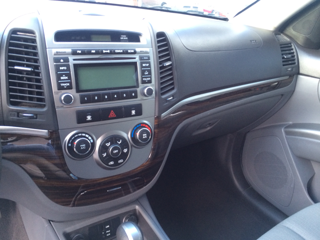 2012 Hyundai Santa Fe FWD 4dr Sport