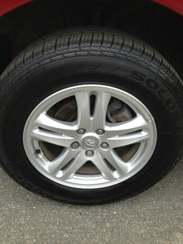 2012 Hyundai Santa Fe XR W/ RES