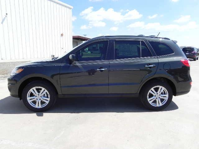 2012 Hyundai Santa Fe Grand 119 Ltd Avail