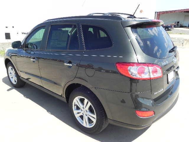 2012 Hyundai Santa Fe Grand 119 Ltd Avail